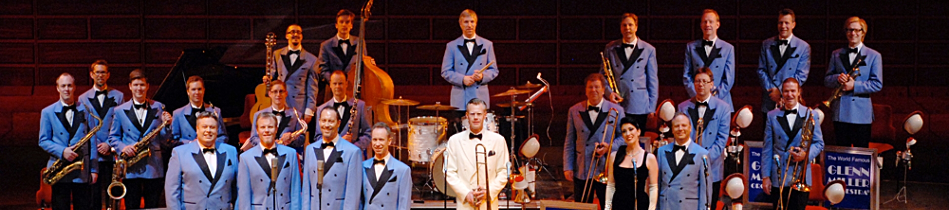 Glenn Miller Orchestra – A Tribute To The Maestro